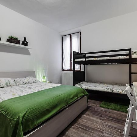 Stayeasy Fara12 - Central Station & Downtown Walking Distance Милан Экстерьер фото