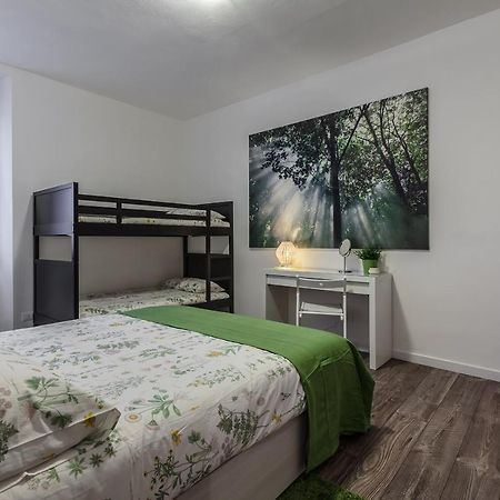 Stayeasy Fara12 - Central Station & Downtown Walking Distance Милан Экстерьер фото