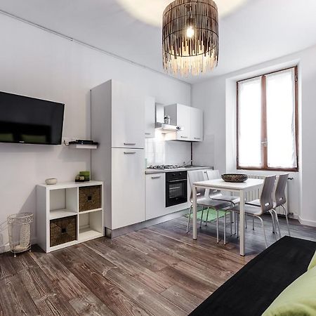 Stayeasy Fara12 - Central Station & Downtown Walking Distance Милан Экстерьер фото